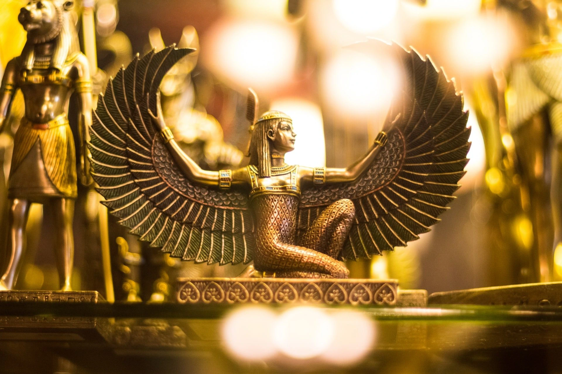 Ancient Egyptian gold relic